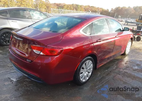 2016 Chrysler 200 Lx z USA, uszkodzony, nr VIN 1C3CCCFB6GN134124